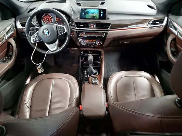 WBXHT3C30GP884589 2016 BMW X1 - Image 8