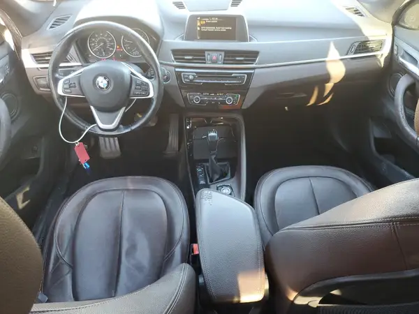 WBXHT3C30GP885354 2016 BMW X1 - Image 8