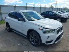 WBXHT3C30GP889033 2016 BMW X1