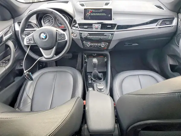 WBXHT3C30GP889789 2016 BMW X1 - Image 8