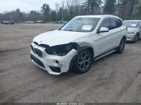 WBXHT3C30GP889825 2016 BMW X1 - Image 2