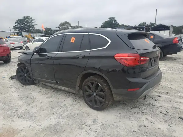 WBXHT3C30H5F67704 2017 BMW X1 - Image 2