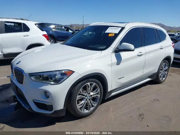 WBXHT3C30H5F68187 2017 BMW X1 - Image 2