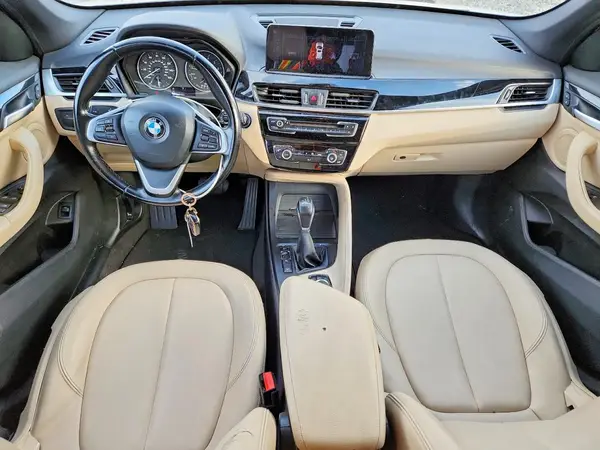 WBXHT3C30H5F68769 2017 BMW X1 - Image 8