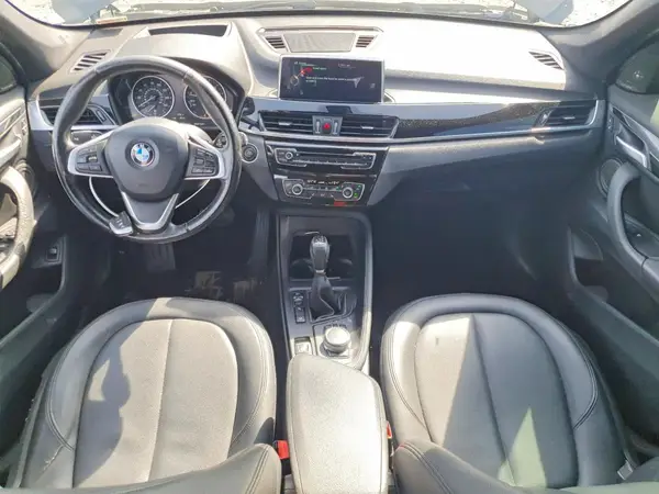 WBXHT3C30H5F71008 2017 BMW X1 - Image 8