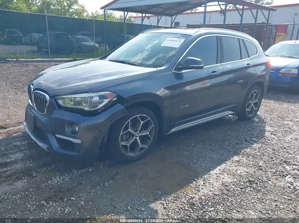 WBXHT3C30H5F73065 2017 BMW X1 - Image 2