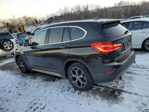 WBXHT3C30H5F73177 2017 BMW X1 - Image 2