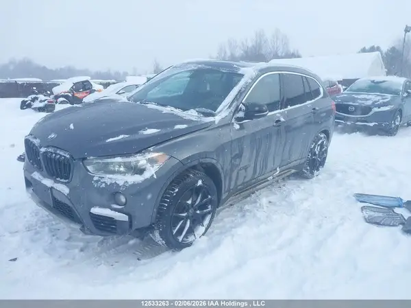 WBXHT3C30H5F73423 2017 BMW X1 - Image 2
