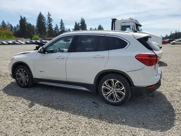 WBXHT3C30H5F74720 2017 BMW X1 - Image 2