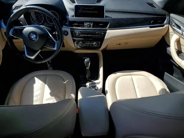 WBXHT3C30H5F77763 2017 BMW X1 - Image 8