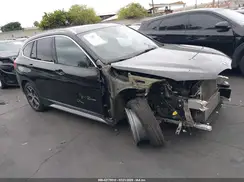 WBXHT3C30H5F77956 2017 BMW X1