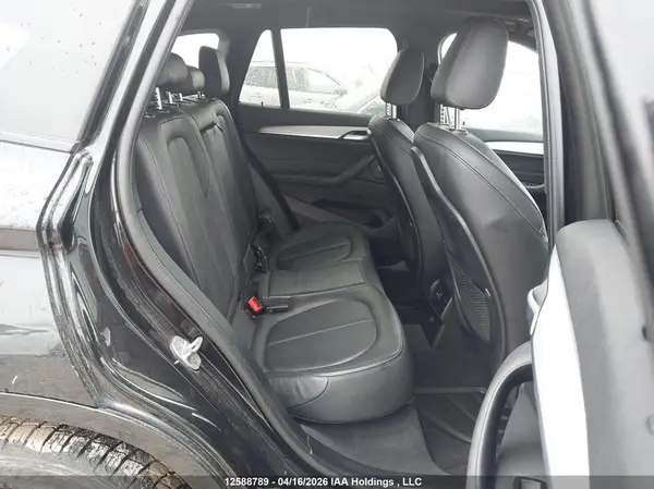 WBXHT3C30H5F78878 2017 BMW X1 - Image 8