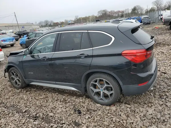 WBXHT3C30H5F79528 2017 BMW X1 - Image 2