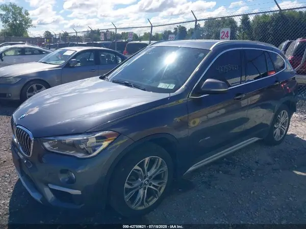 WBXHT3C30H5F81750 2017 BMW X1 - Image 2