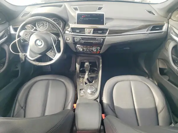 WBXHT3C30H5F83434 2017 BMW X1 - Image 8