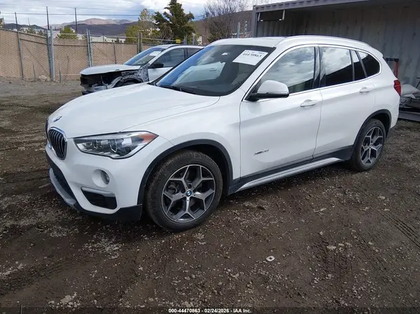 WBXHT3C30H5F85569 2017 BMW X1 - Image 2