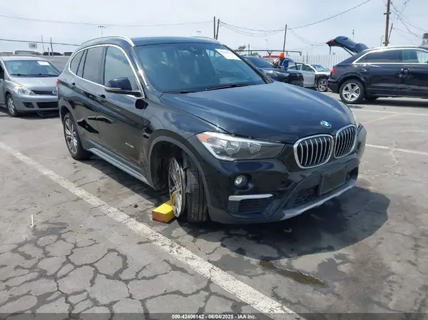 WBXHT3C30H5F87158 2017 BMW X1 - Image 1