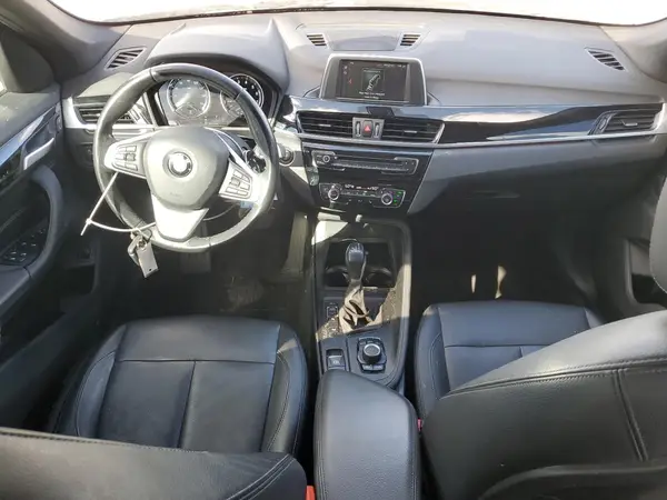 WBXHT3C30J3H33351 2018 BMW X1 - Image 8