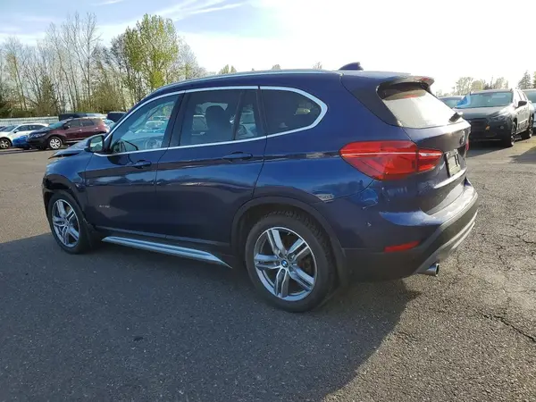 WBXHT3C30J5F93385 2018 BMW X1 - Image 2