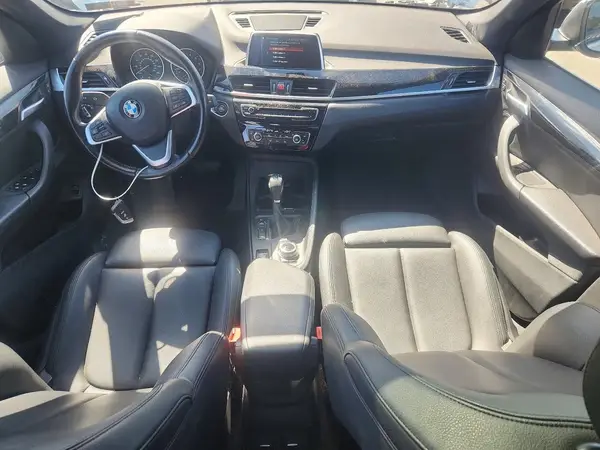 WBXHT3C30J5K20618 2018 BMW X1 - Image 8