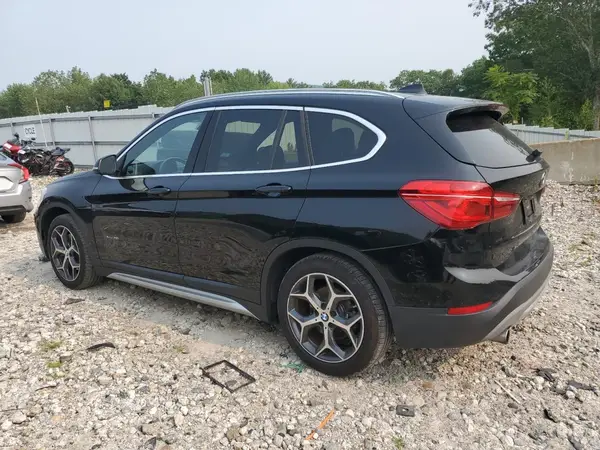 WBXHT3C30J5K21221 2018 BMW X1 - Image 2