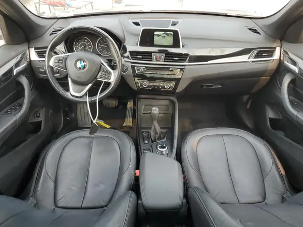 WBXHT3C30J5K21221 2018 BMW X1 - Image 8