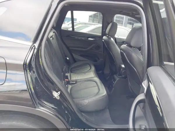 WBXHT3C30J5K23468 2018 BMW X1 - Image 8