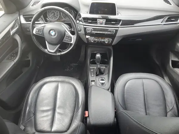 WBXHT3C30J5K23471 2018 BMW X1 - Image 8