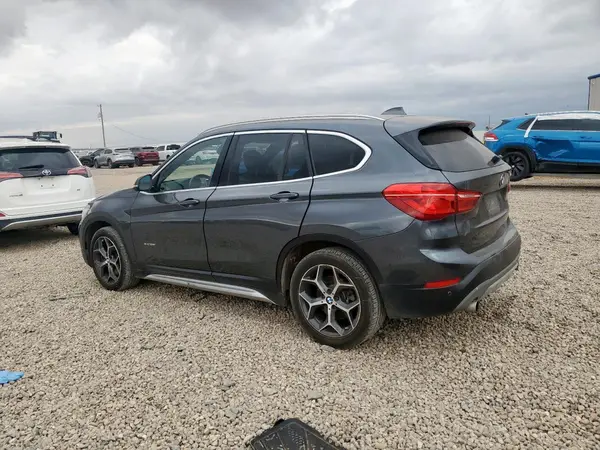 WBXHT3C30J5K24314 2018 BMW X1 - Image 2
