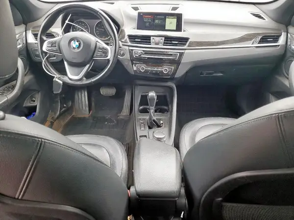 WBXHT3C30J5K24314 2018 BMW X1 - Image 8