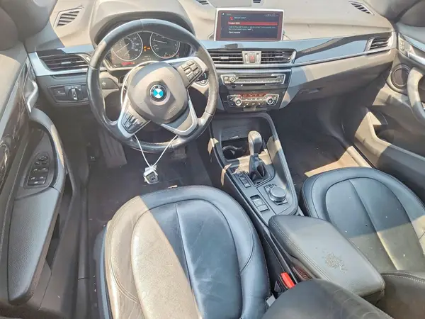 WBXHT3C30J5K25396 2018 BMW X1 - Image 8