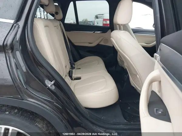 WBXHT3C30J5K26192 2018 BMW X1 - Image 8