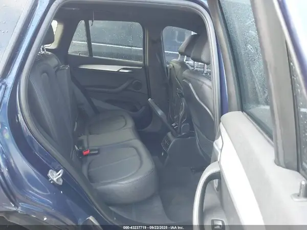WBXHT3C30J5K27018 2018 BMW X1 - Image 8