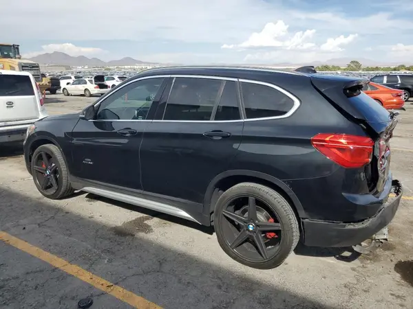 WBXHT3C30J5K28170 2018 BMW X1 - Image 2