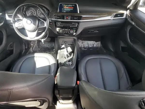 WBXHT3C30J5K28170 2018 BMW X1 - Image 8