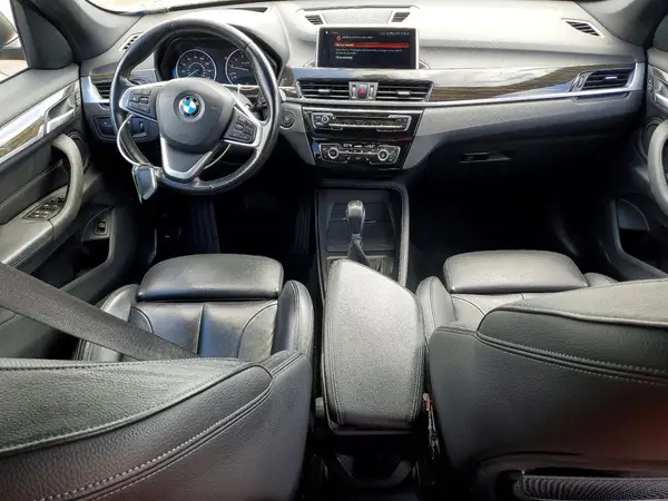 WBXHT3C30J5K28735 2018 BMW X1 - Image 8