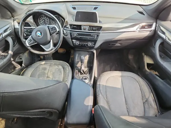 WBXHT3C30J5K28797 2018 BMW X1 - Image 8