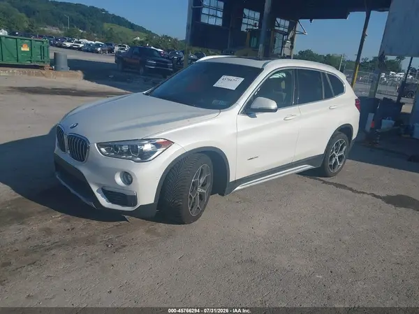 WBXHT3C30J5K28816 2018 BMW X1 - Image 2