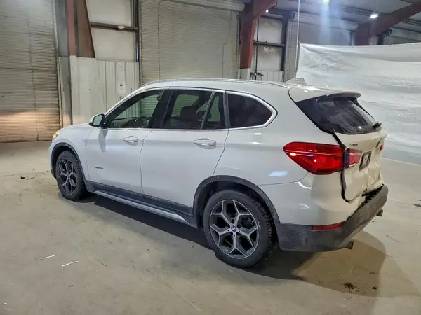 WBXHT3C30J5K28959 2018 BMW X1 - Image 2
