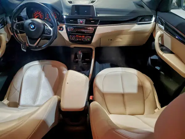 WBXHT3C30J5K28959 2018 BMW X1 - Image 8