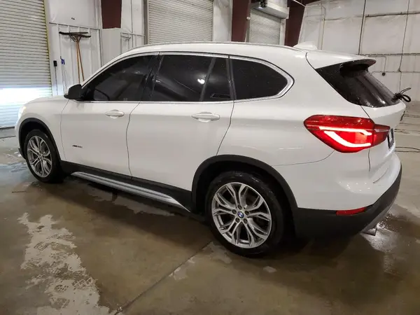 WBXHT3C30J5K29917 2018 BMW X1 - Image 2