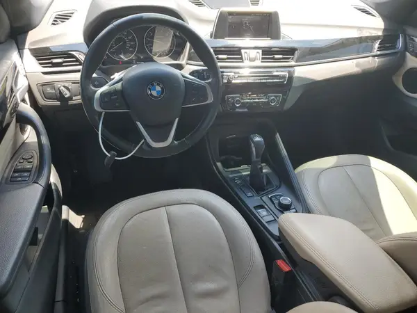 WBXHT3C30J5K30663 2018 BMW X1 - Image 8