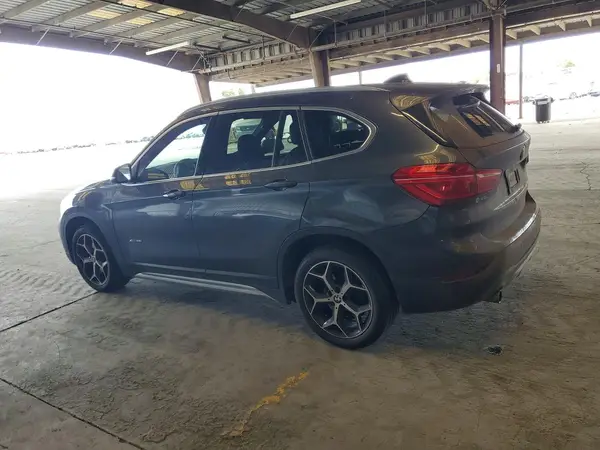 WBXHT3C30J5K31053 2018 BMW X1 - Image 2