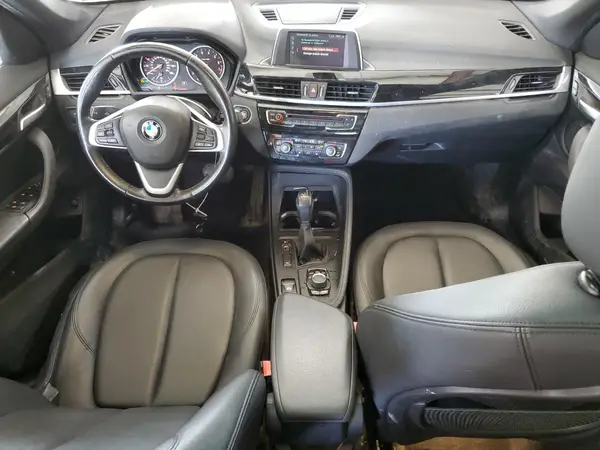 WBXHT3C30J5K31389 2018 BMW X1 - Image 8