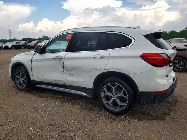 WBXHT3C30J5L28009 2018 BMW X1 - Image 2