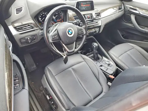 WBXHT3C30J5L28009 2018 BMW X1 - Image 8