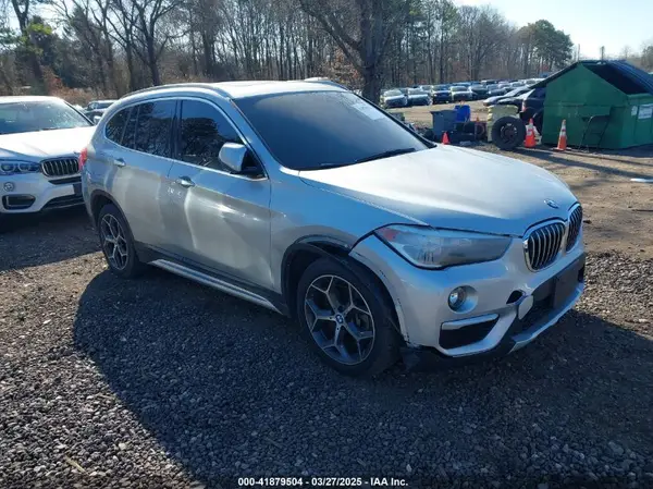 WBXHT3C30J5L29757 2018 BMW X1 - Image 1
