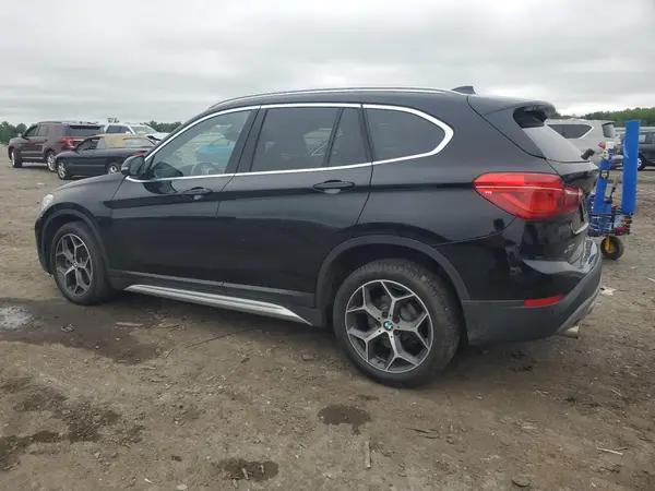 WBXHT3C30J5L30276 2018 BMW X1 - Image 2