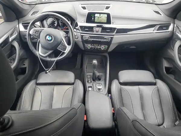 WBXHT3C30J5L30276 2018 BMW X1 - Image 8