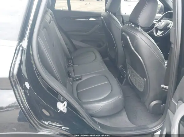 WBXHT3C30J5L31234 2018 BMW X1 - Image 8